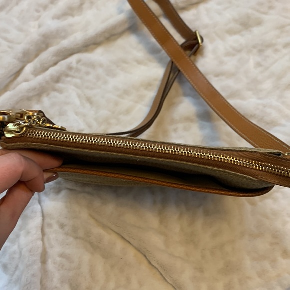 Eric Javits Leather-Trimmed Raffia Crossbody - Picture 8 of 13